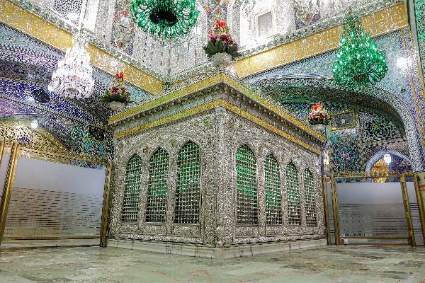 روضه و ضریح مطهر امام رضا (علیه‌السلام)